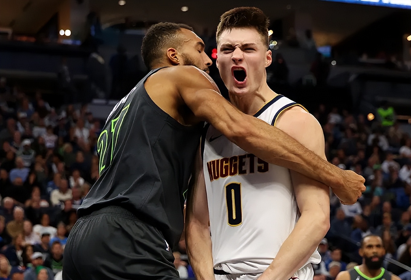 英雄联盟S15赛制-关于明尼苏达森林狼集结日队长鼓劲，志在NBA常规赛名次提升，媒体盛赞，球队文化再被提及的信息