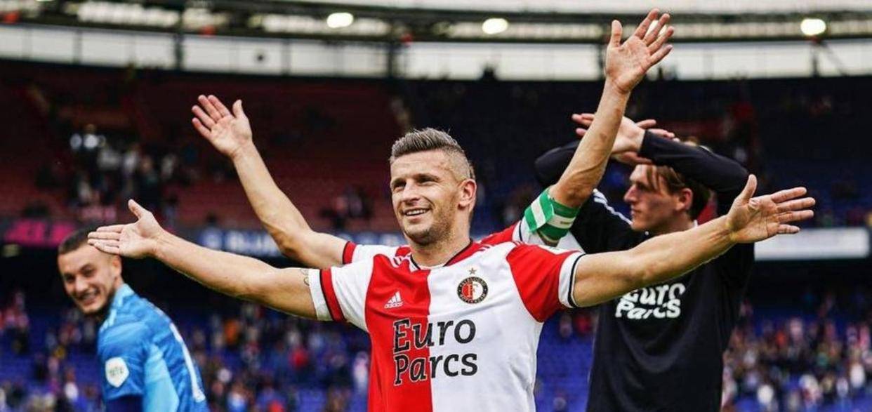 英雄联盟-包含费耶诺德国际比赛日复出首秀；志在意甲名次提升；球迷炸锅；临场指挥获称赞的词条