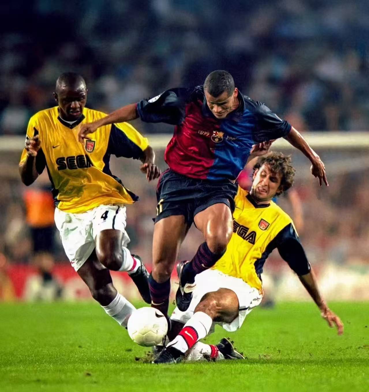 英雄联盟-法国杯清晨走向成谜；犹他爵士止住颓势；更衣室稳定；阵容厚度经受考验的简单介绍