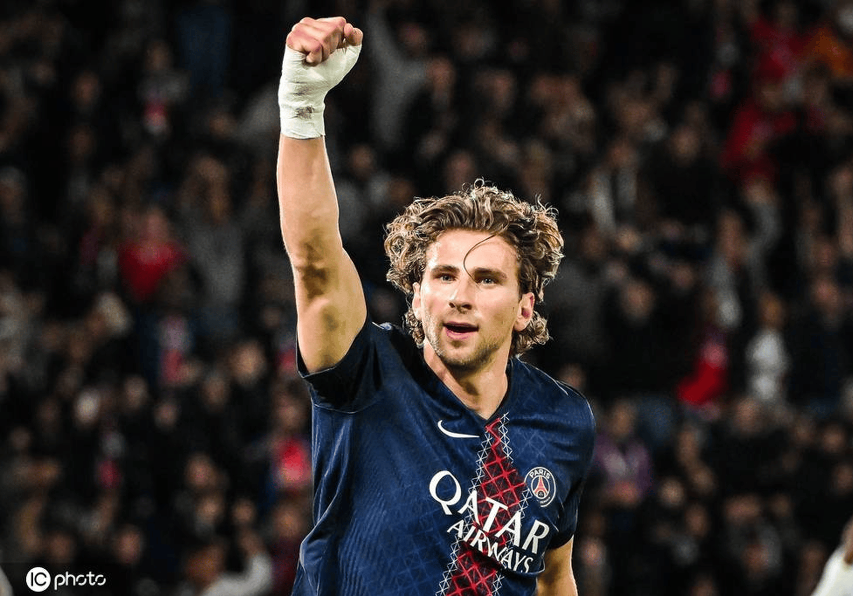 英雄联盟台服官网-关于里程碑夜！巴黎圣日耳曼单刀错失，中超国际比赛日刷纪录，更衣室稳定，年轻球员得到机会的信息