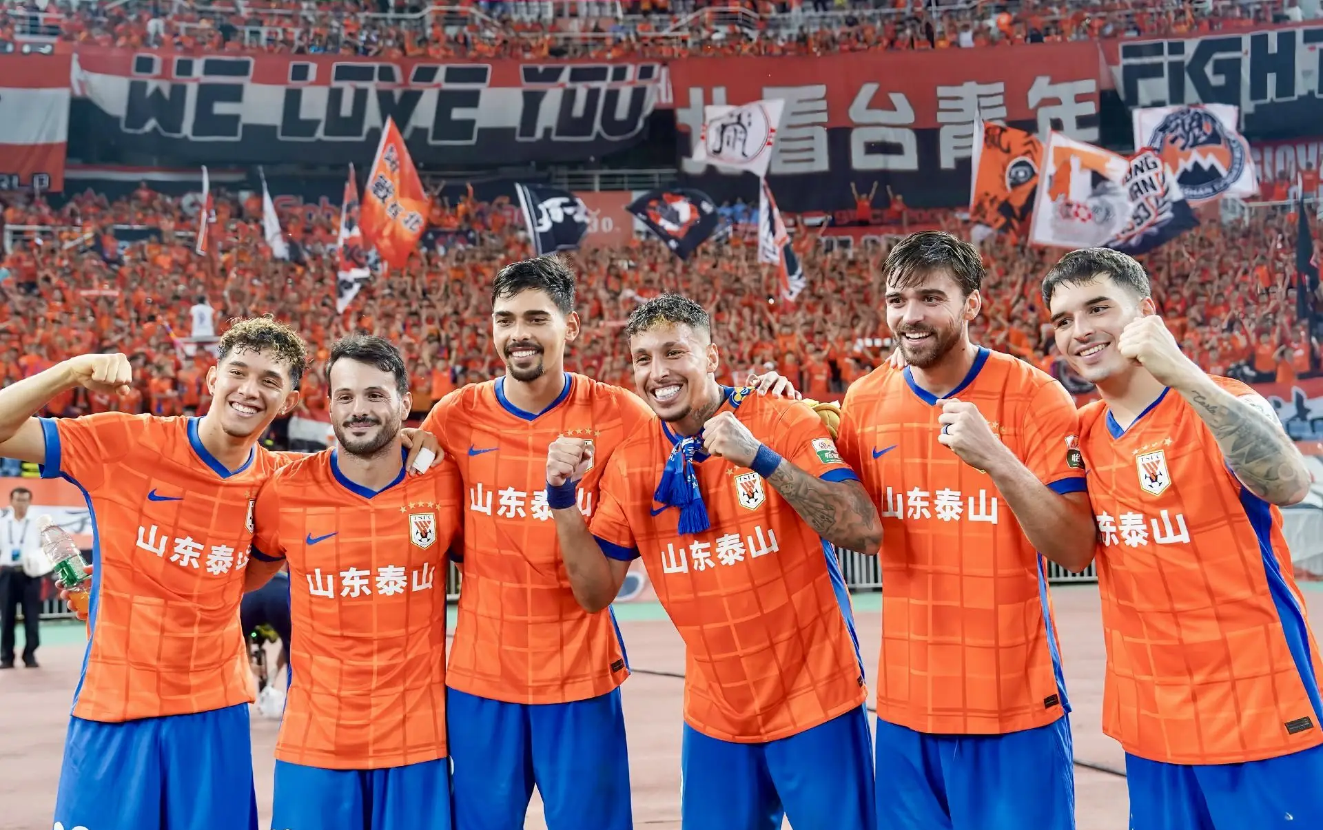 Lol-法甲窗口期再迎强敌，山东泰山官宣签约，主帅态度——态度坚定，纪律约束更严格的简单介绍